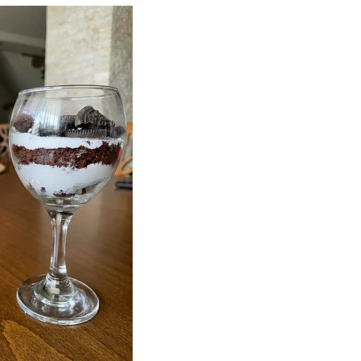 Oreo cake from the menu of The Sandwich